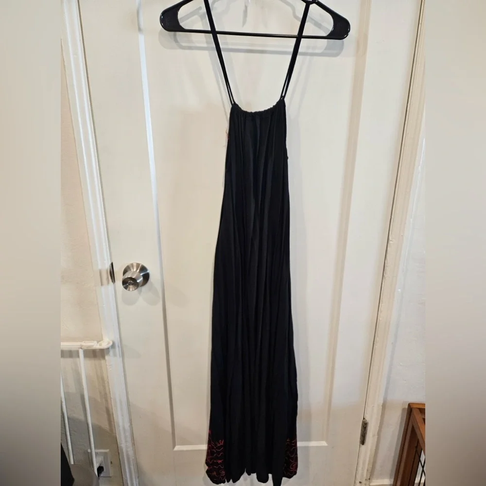 Riviera Sun Black and Red Embroidered Dress - Picture 2 of 3